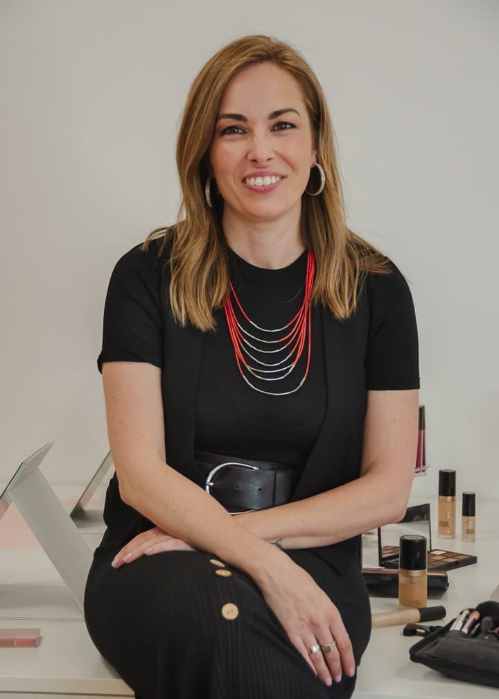 Reyes Payá, asesora de imagen: Clases de automaquillaje y Beauty Party: experiencias para disfrutar juntas