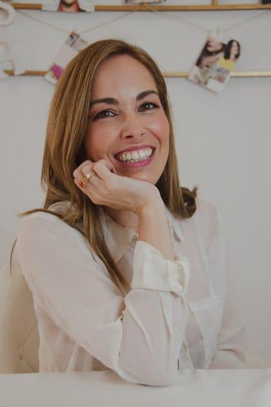 Reyes Payá asesora de imagen personal y maquilladora profesional en Estepona